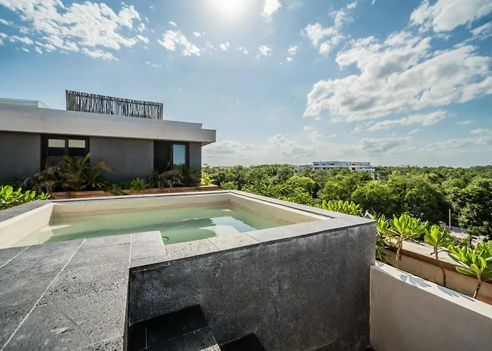 Divine 1br Ph With Private Pool And Spectacular Pools *
