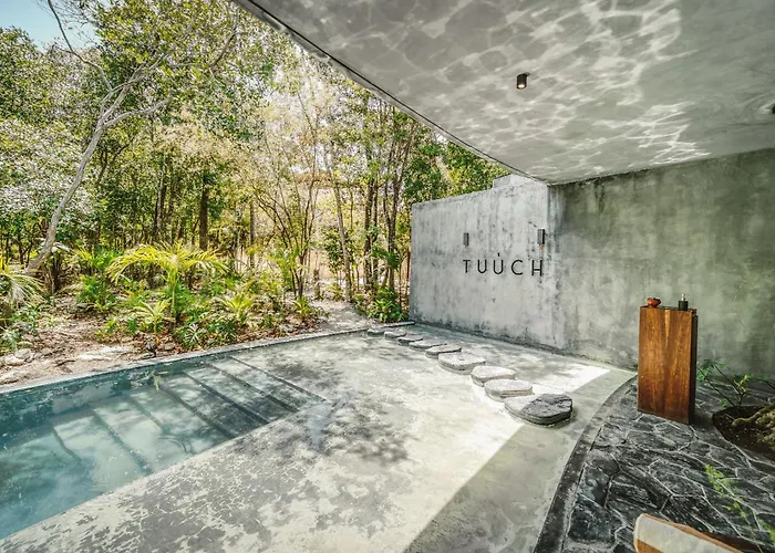 Divine 1br Ph With Private Pool And Spectacular Pools *